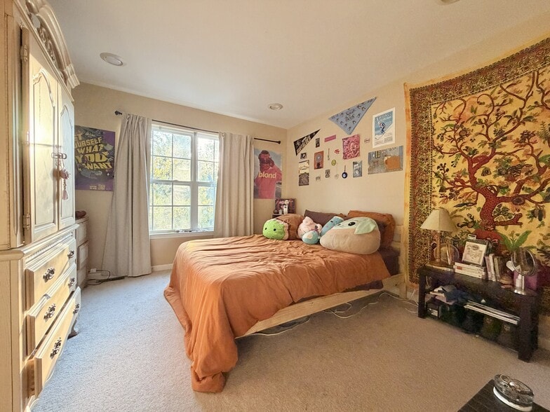 2nd Bedroom - 128 Jackson Ave