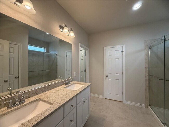 Building Photo - 1300 Eagle Ridge Trail