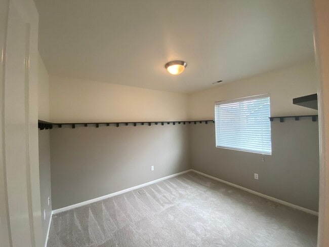 Building Photo - Coming Soon! Beautiful 4BD/2.5BA in West O...