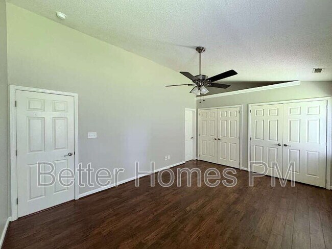 Building Photo - 1403 Buckhorn Rd