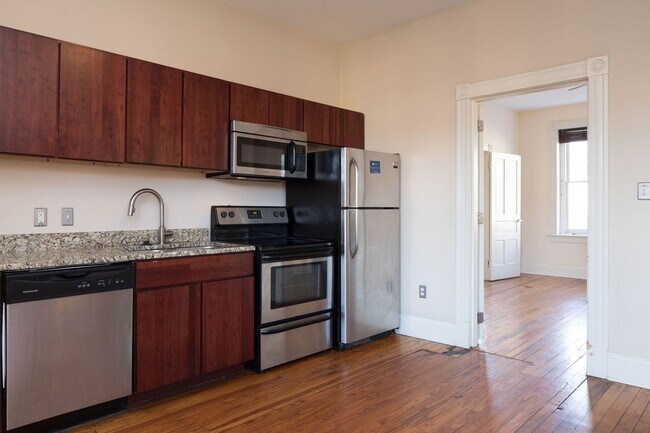 Building Photo - Marshall Adams 5