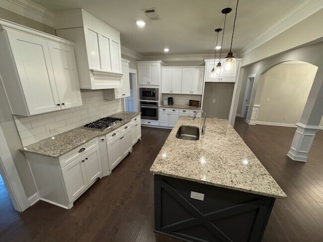 Building Photo - 347 Willow Pointe Dr