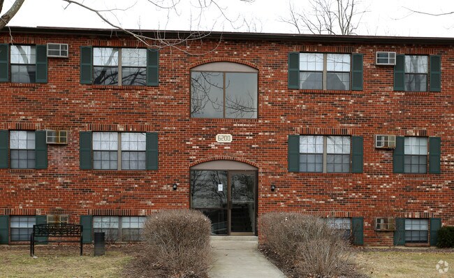 Building Photo - Lakewood Park Apartments