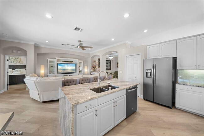 Building Photo - 14321 Manchester Dr