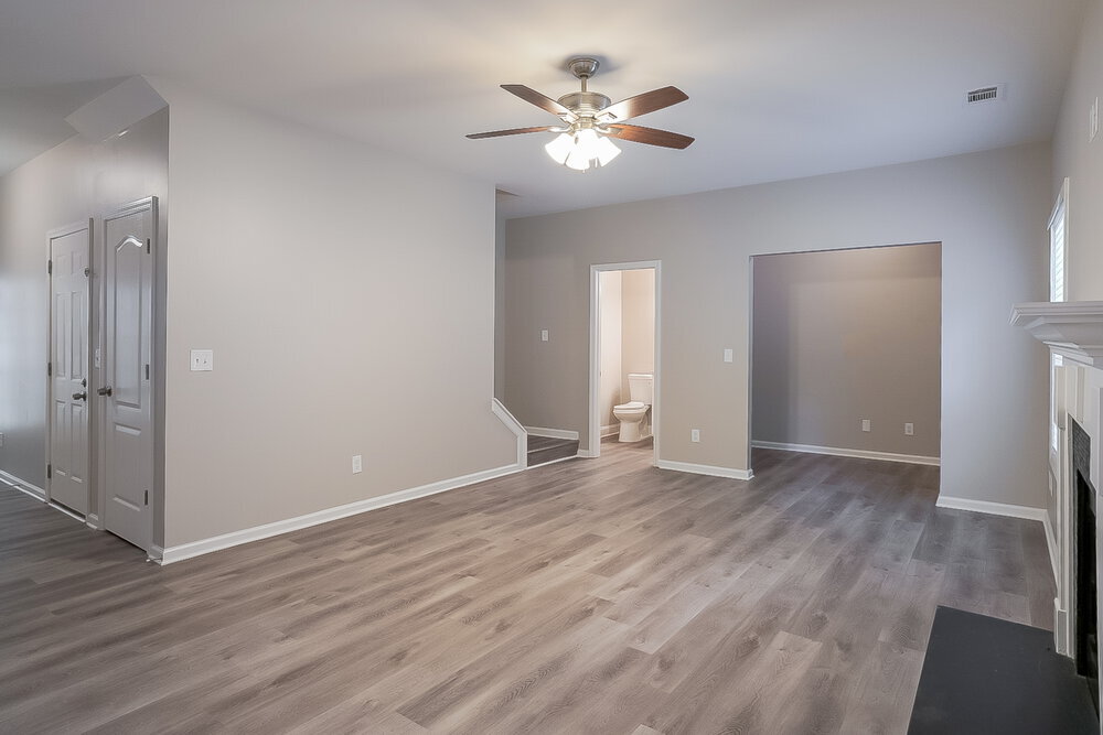 Building Photo - 4600 Ferncrest Pl
