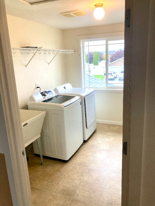 Building Photo - 312 G St NE