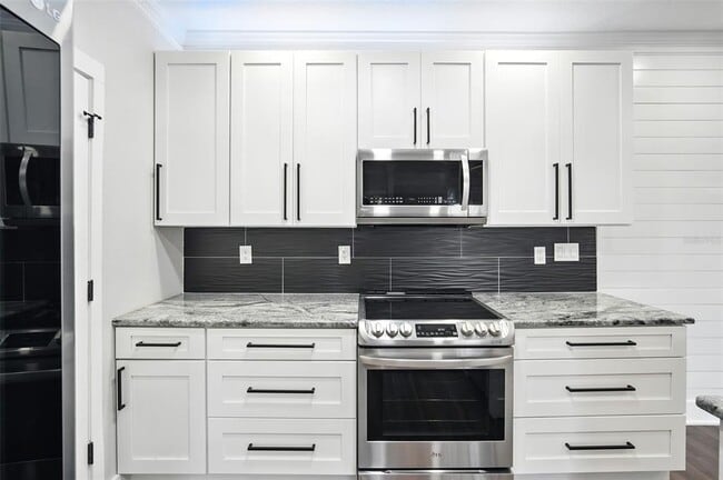 Building Photo - 5304 Bay Club Cir