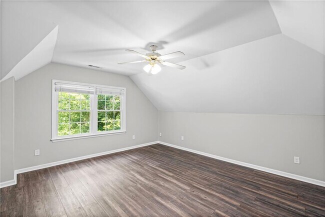 Building Photo - 11355 Vedrines Dr