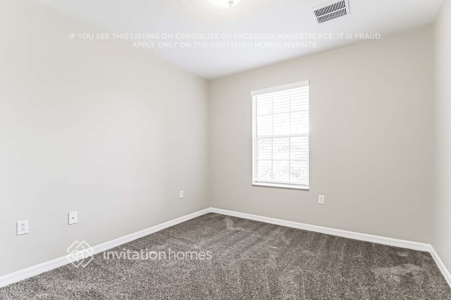 Building Photo - 5597 Rutherford Pl