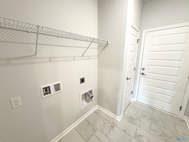 Building Photo - 207 Osceola Cir