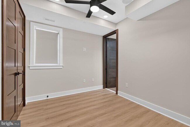 Building Photo - 724 Varnum St NW