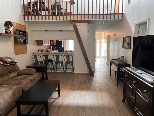 Building Photo - 10800 Old Saint Augustine Rd