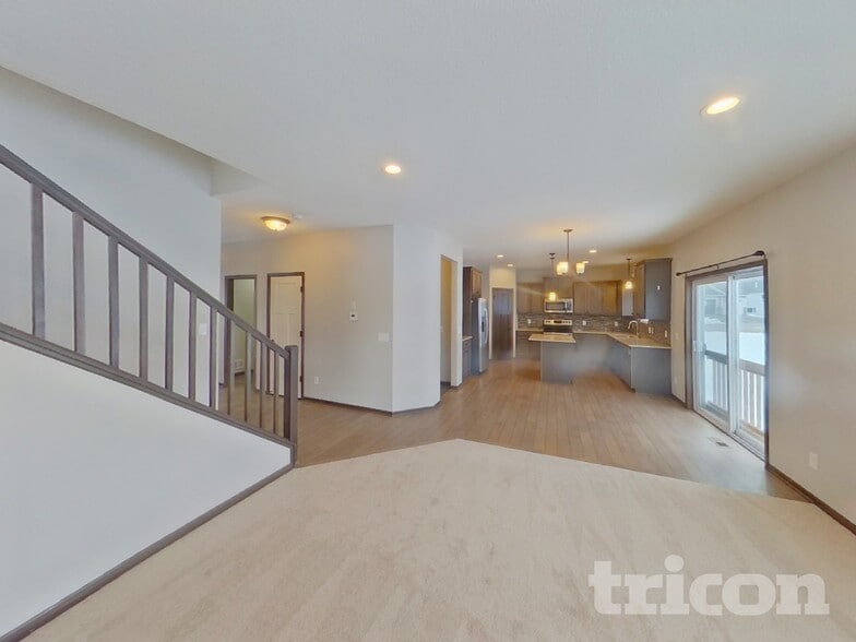 Building Photo - 16043 Estate Ln