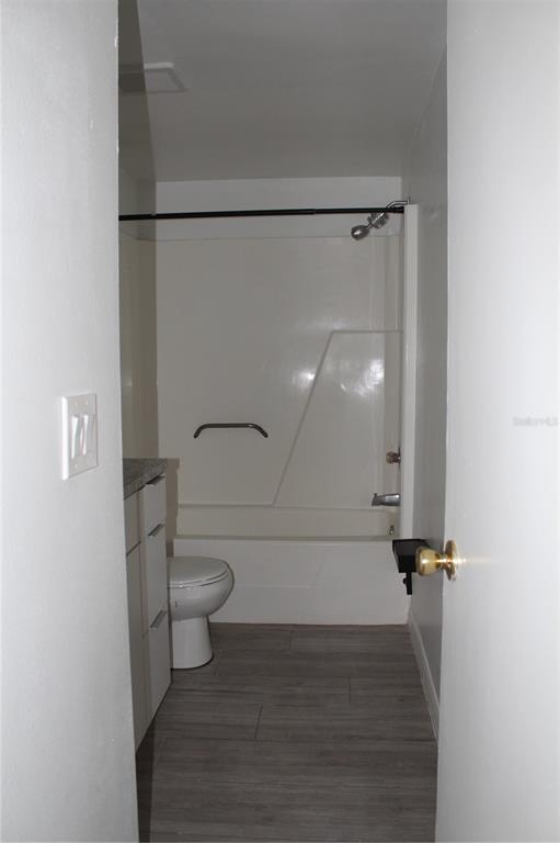 Building Photo - 10115 Wheatley Hills Ct