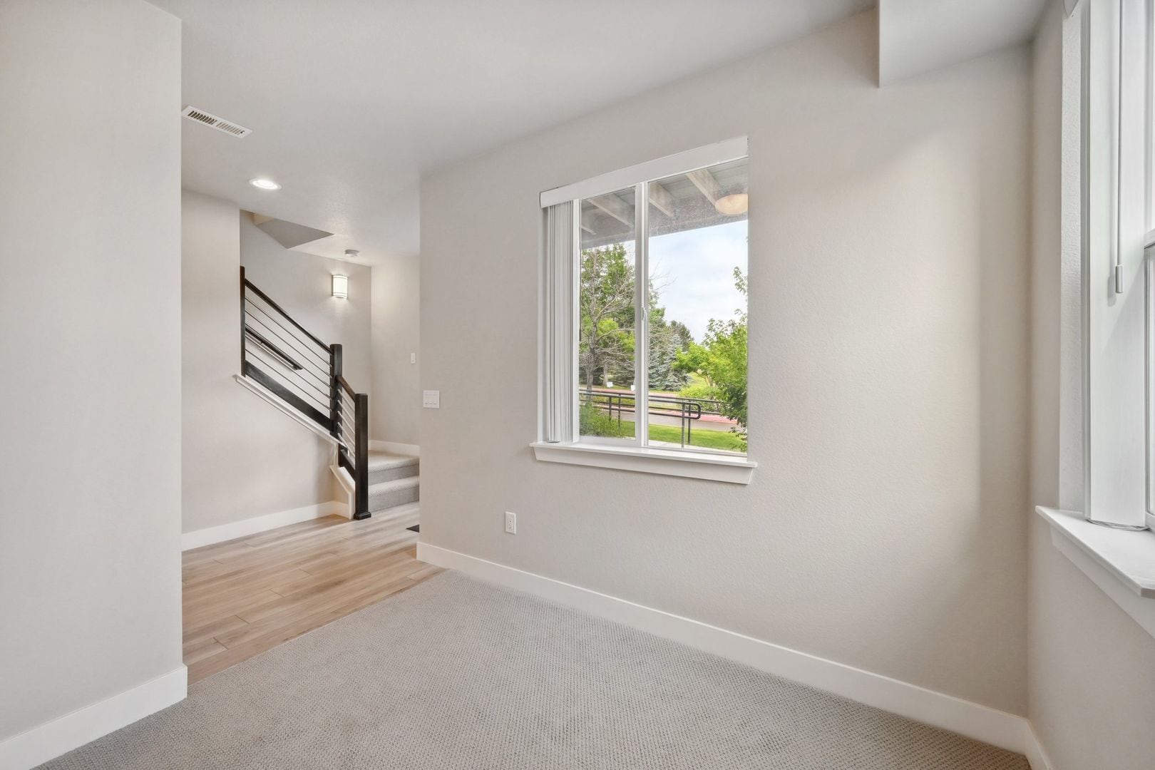 Building Photo - 6719 S Tempe Ct