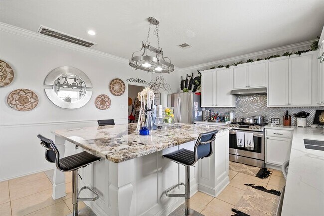 Building Photo - 6407 Hillock Ln