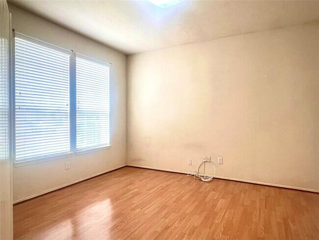 Building Photo - 3614 Siebinthaler Ln