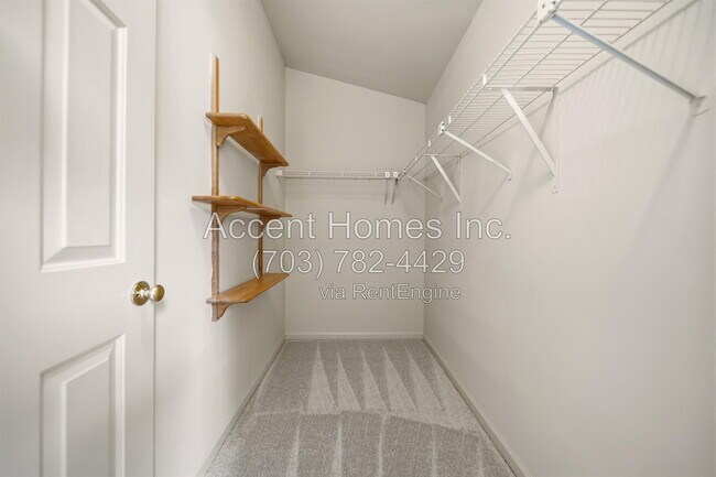 Building Photo - 6514 Osprey Point Ln