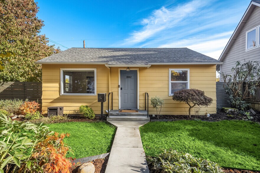 Building Photo - 8102 13th Ave SW
