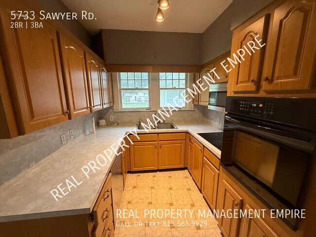 Building Photo - 5733 Sawyer Rd