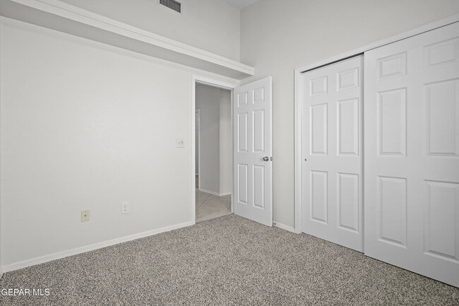 Building Photo - 14720 Sand Gate Dr