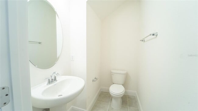 Building Photo - 4887 Cross Pr Pkwy