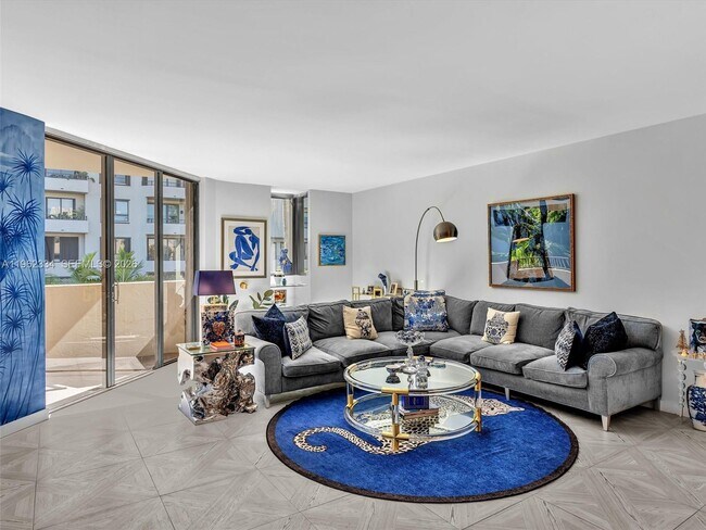 Building Photo - 101 Crandon Blvd