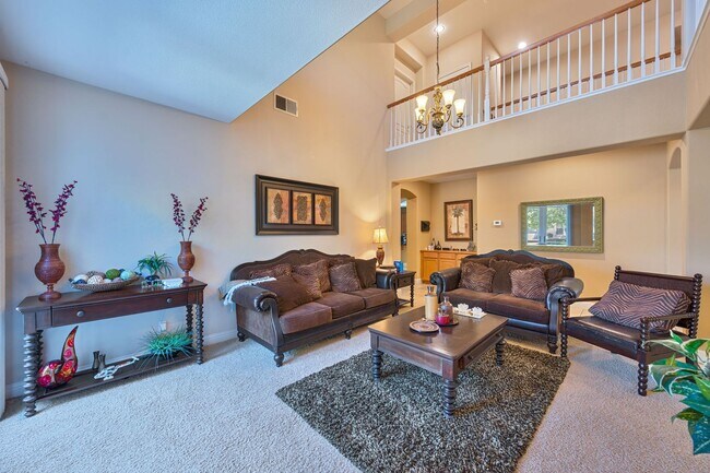 Building Photo - 9952 Spring View Way