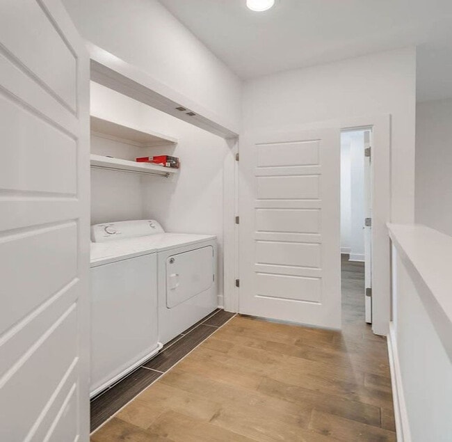 Building Photo - 808 Vibe Pl