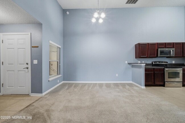 Building Photo - 6925 Ortega Woods Dr