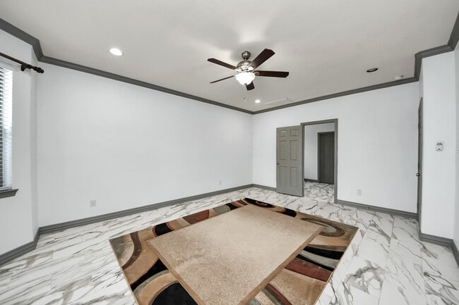 Building Photo - 4410 Lodge Vine Ct