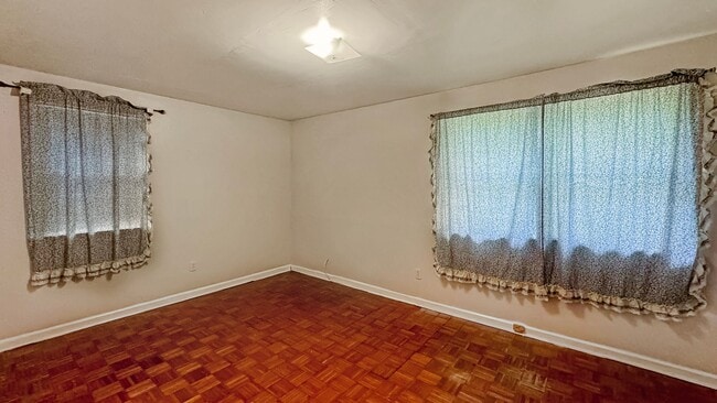 Building Photo - Experience Tranquil Living: Randia Dr
