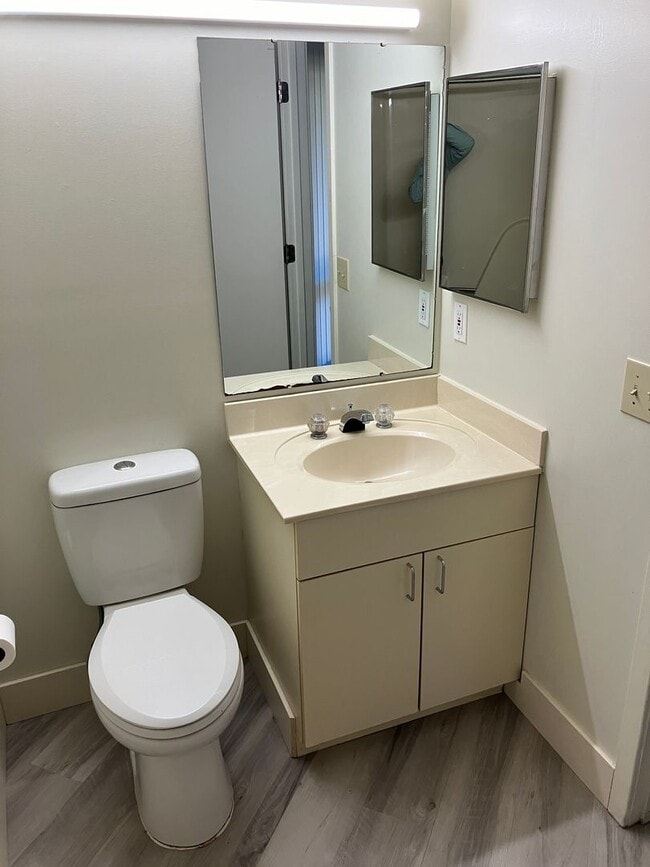 Building Photo - 2 Bedroom 2 Bathroom Condo in Calabash