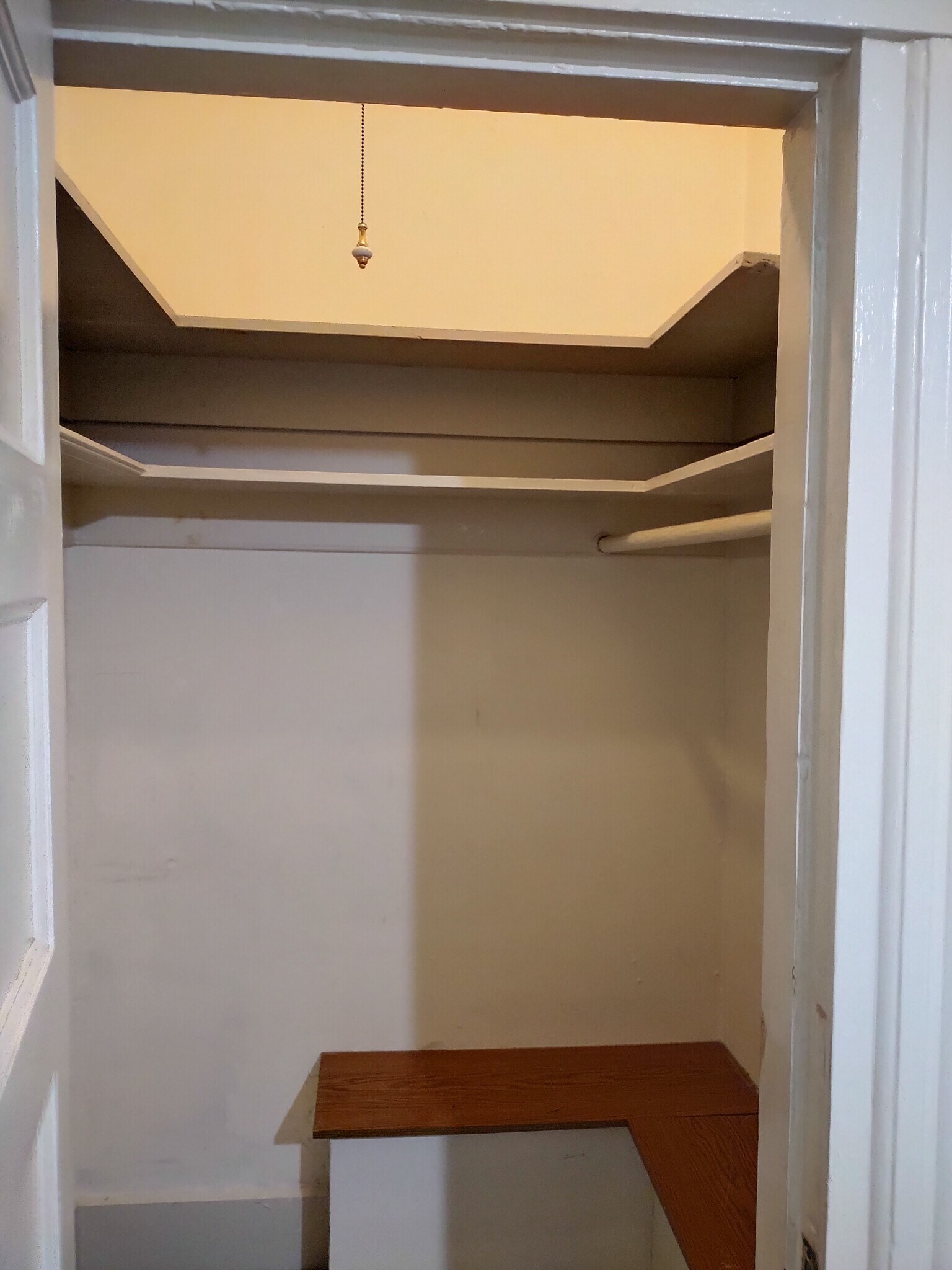 Building Photo - 16 Frances St