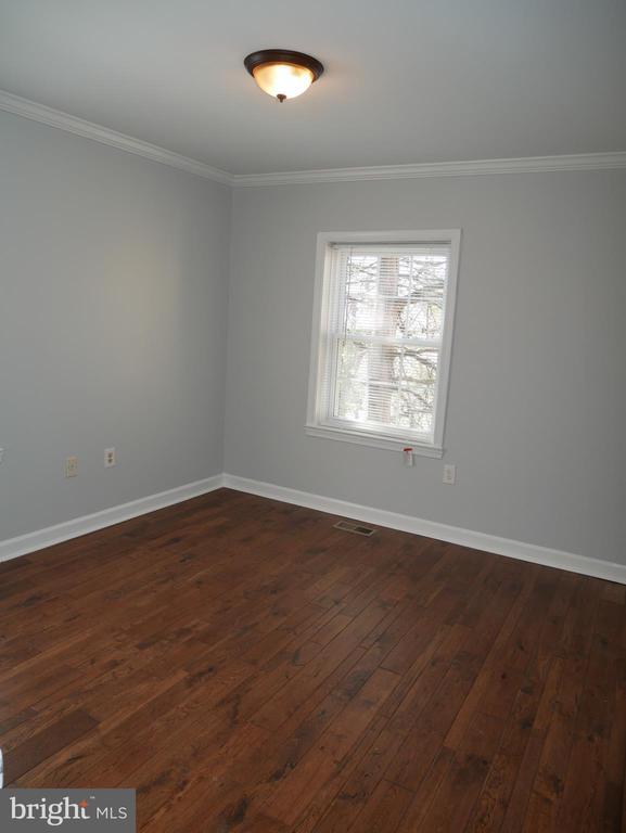 Building Photo - 3045 Federal Hill Dr