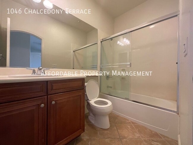 Building Photo - 1046 Chalcedony Terrace