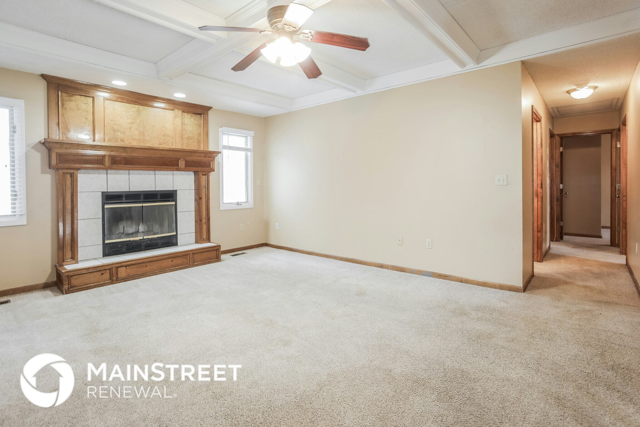 Building Photo - 207 Mesa Dr