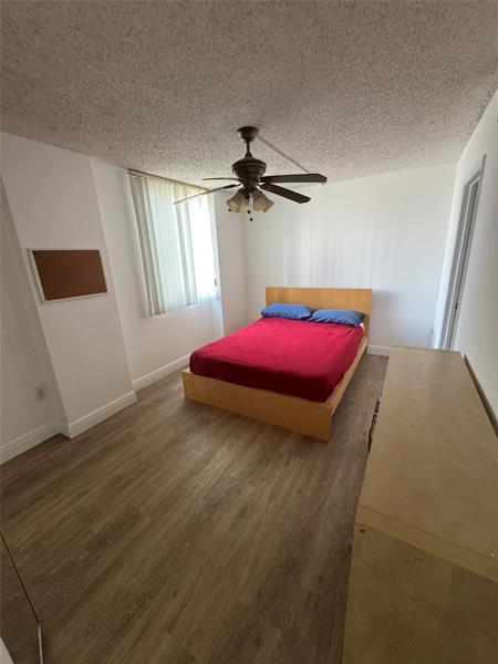 Building Photo - 850 N Miami Ave