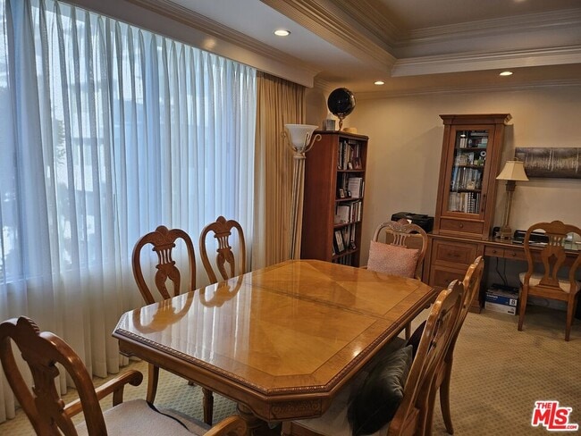 Building Photo - 2160 Century Pk E