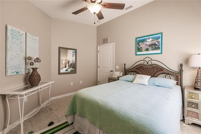 Building Photo - 323 Monaco Dr