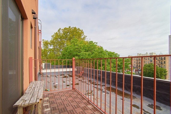 Building Photo - 217 Ocean Avenue