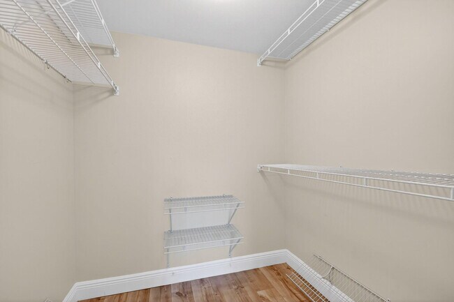 Building Photo - 4080 Tivoli Ct