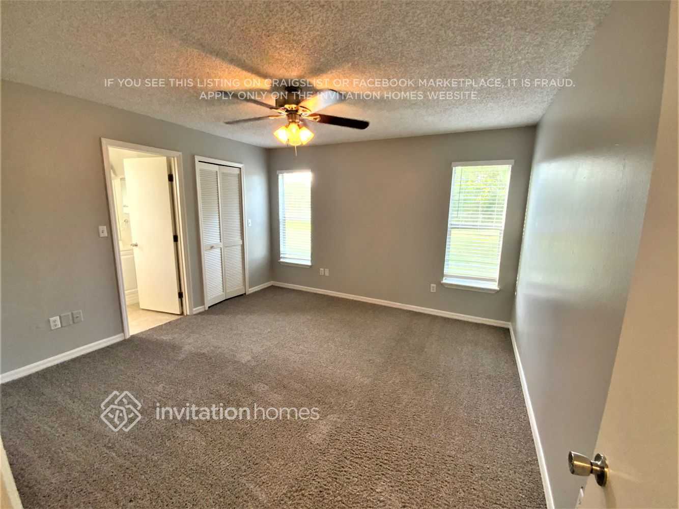 Building Photo - 1025 St Johns St SE