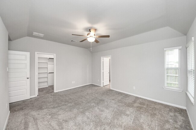 Building Photo - 518 Ellwood Terrace Ln