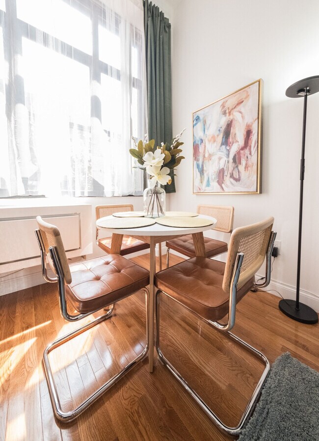 Building Photo - 28-30 West 86th Street-SI ID1031992P