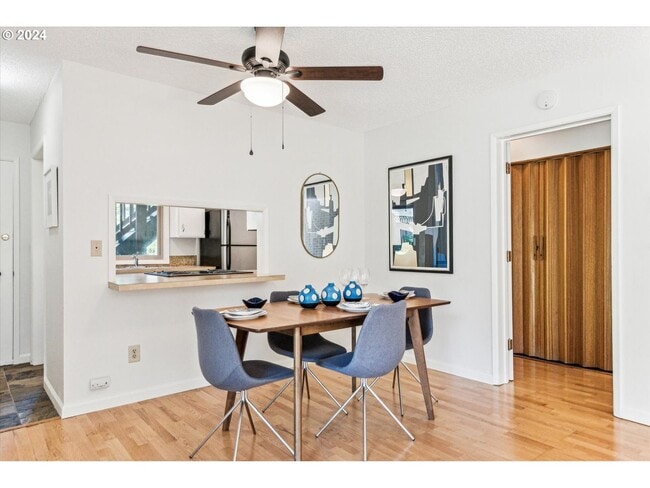 Building Photo - oat8680