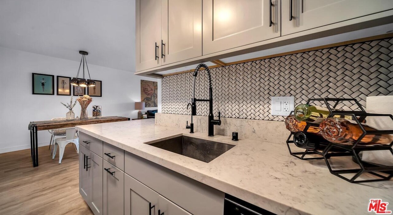 Building Photo - 7742 Redlands St