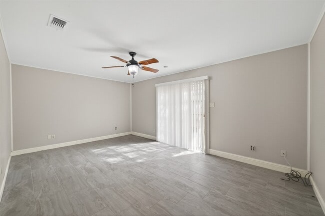 Building Photo - 7735 Teal Run Dr