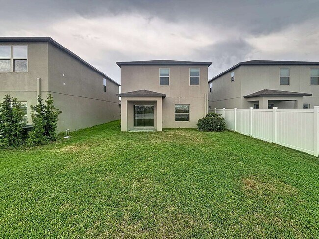 Building Photo - 7012 Samuel Ivy Dr