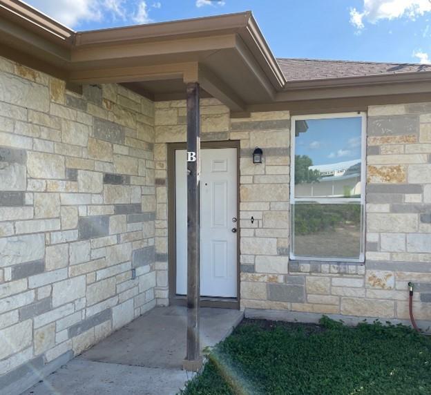 Primary Photo - 1375 Loop 332